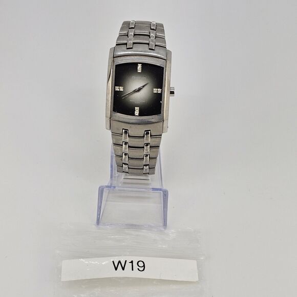 Armitron Men's Watch Black Dial 7.5" WORKING MISSING CRYSTAL SELLING FOR PARTS - Picture 12 of 12